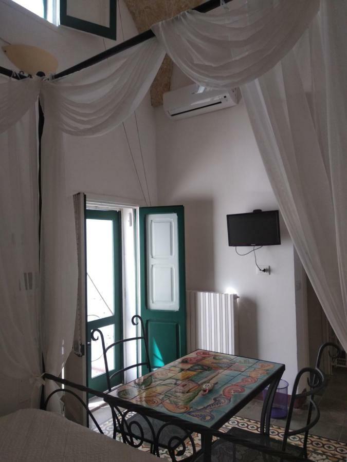 Lu Focalire Bed and Breakfast Montesano Salentino Εξωτερικό φωτογραφία